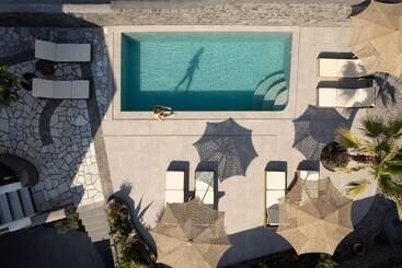 هتل Santa Mar Eco Suites