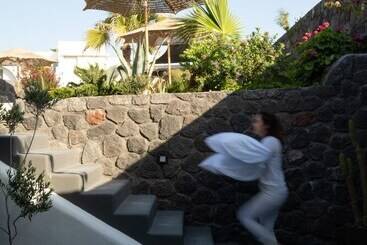 هتل Santa Mar Eco Suites