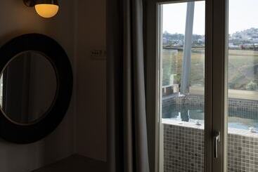 هتل Santa Mar Eco Suites