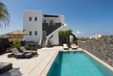 هتل Santa Mar Eco Suites