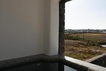 هتل Santa Mar Eco Suites