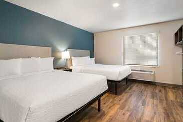 هتل Woodspring Suites Fort Myers   Cape Coral