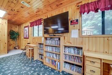Maggie Valley Resort Home: Fire Pit, Pool & Stream