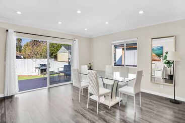 Martha By Avantstay Brand New La Valley Home