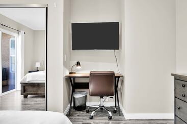 Martha By Avantstay Brand New La Valley Home