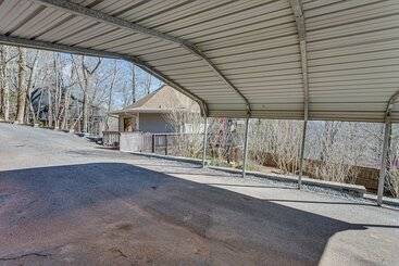 Mountaintop Blue Ridge Cabin: 2 Mi To Downtown