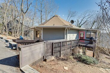 Mountaintop Blue Ridge Cabin: 2 Mi To Downtown