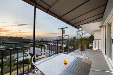 Pacific View By Avantstay Original Artist S Home