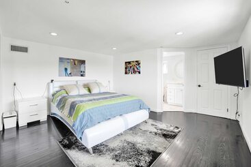 Pacific View By Avantstay Original Artist S Home