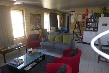 پانسیون 22 Fischer St