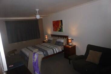 پانسیون 22 Fischer St