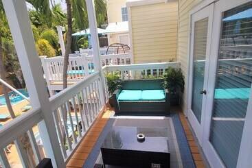 پانسیون Bishop Hotel Key West