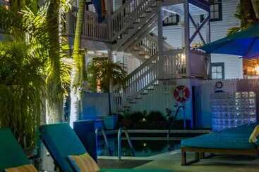 پانسیون Bishop Hotel Key West
