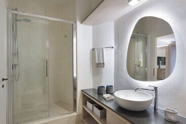 پانسیون Le Suites Porto Cervo