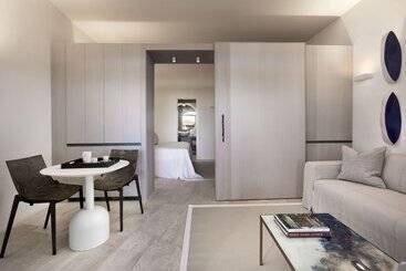 پانسیون Le Suites Porto Cervo