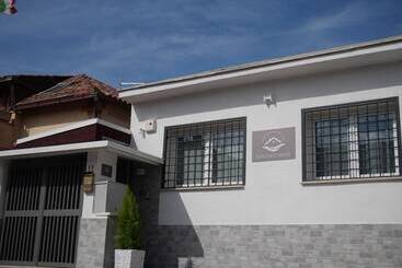 پانسیون Our Guest House