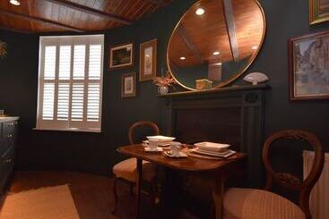 Rosendale Cottage