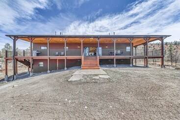 Spacious Ruidoso Home: Hike, Golf, Ski & More!