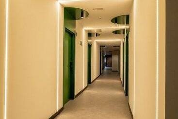 Wonder Hostel