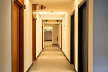 Wonder Hostel