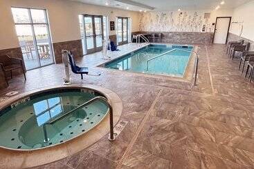 هتل La Quinta Inn & Suites By Wyndham Wenatchee