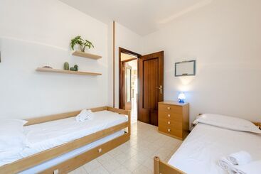 Peaceful Apartment In Deiva Marina   Happy Rentals - Deiva Marina