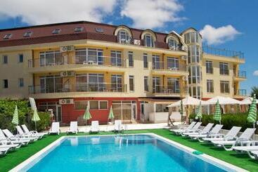 Aparthotel Anixi