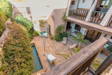 تختخواب و صبحانه Casa Del Aljibe