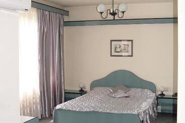 Family Hotel Gabrovo