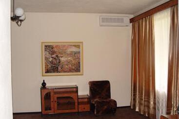 Family Hotel Gabrovo
