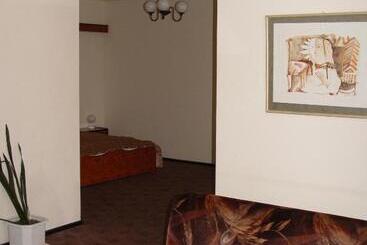 Family Hotel Gabrovo