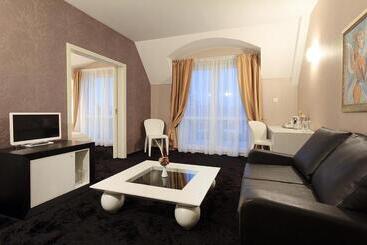 Agusta Spa - Veliko Tarnovo