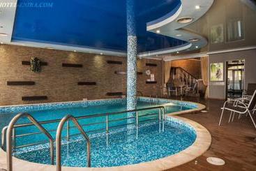 هتل Enira Spa