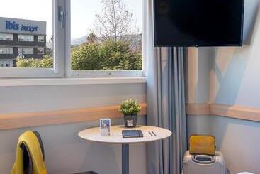 هتل Ibis Budget Barcelona Viladecans