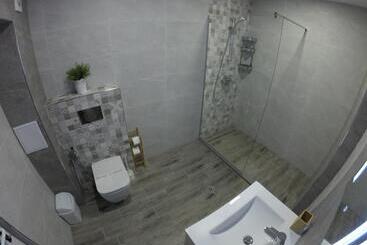 هتل Lotos
