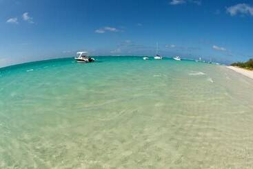 هتل Paradise Beach By Horizon Holidays
