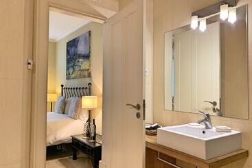 هتل Residence Lagos