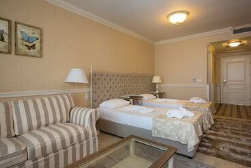 هتل Therma Palace   Mineral Pool & Spa & All Inclusive