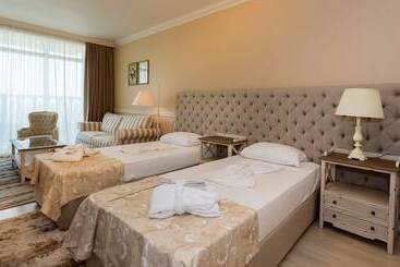 酒店 Therma Palace   Mineral Pool & Spa & All Inclusive