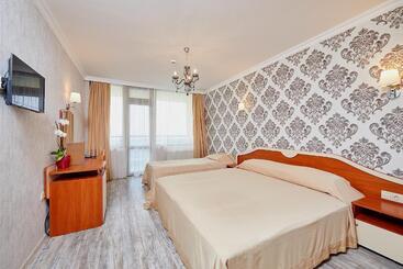 Petar And Pavel Hotel & Relax Center - Pomorie