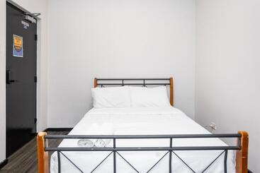 هاستل The Village Surry Hills