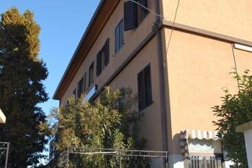 تختخواب و صبحانه Locanda Gaia