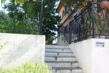 تختخواب و صبحانه Locanda Gaia