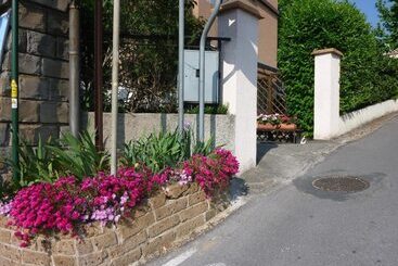 تختخواب و صبحانه Locanda Gaia