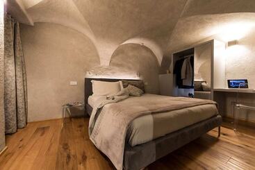 تختخواب و صبحانه Relais Bondaz
