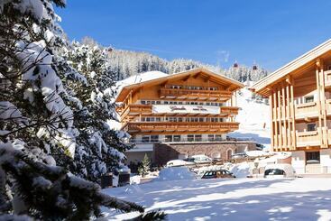 Giardin Boutique Hotel B&b