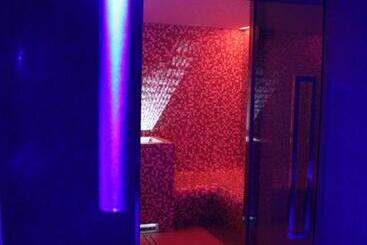 هتل 4 Venti Spa & Wellness