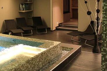 هتل 4 Venti Spa & Wellness