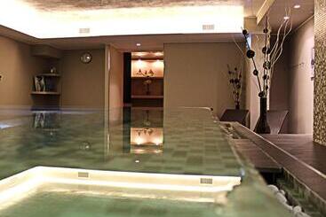 هتل 4 Venti Spa & Wellness
