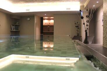 هتل 4 Venti Spa & Wellness
